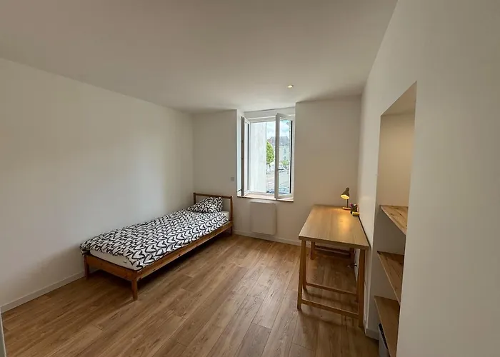 Maison Auverne * Petit-Auverne